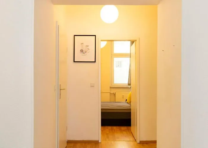 アパート One Bedroom Neukoelln
