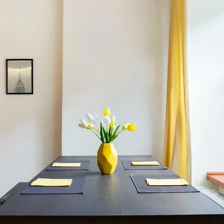 Apartamento One Bedroom Neukoelln Berlín