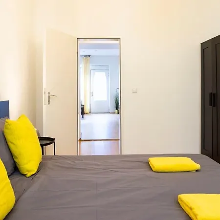 One Bedroom Neukoelln Berlín